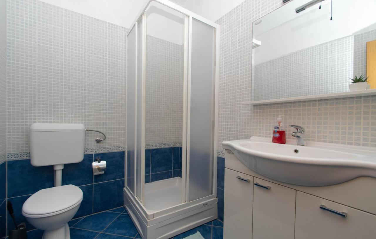 Apartments Valeria Zrnovo Luaran gambar